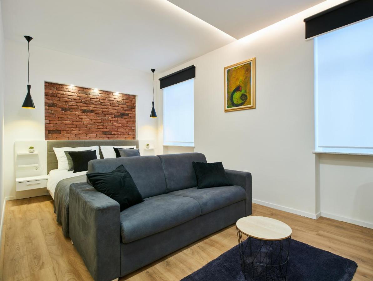 Bed Of Roses Apt 1, Luxury, Designer Decorated Zagreb Bagian luar foto